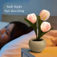 Mini Lámpara de Noche LED con Forma de Tulipán, Enchufable con Fuente de Alimentación por Batería, para Dormitorio, Hogar, Sala de Estar, Decoración, Idea de Regalo