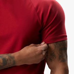 ผู้ผลิต OEM ขายส่ง เสื้อยืดคอกลมสำหรับออกกำลังกายผู้ชาย ไซส์ใหญ่ ผ้าทอซับเหงื่อ พิมพ์ลายเรียบง่าย - Product Image 6