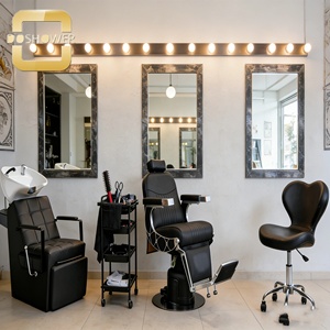 Station de lavage de cheveux de style <span class=keywords><strong>loft</strong></span> industriel avec évier en céramique et fauteuil de shampoing noir matelassé pour salons de coiffure et barbiers - Product Image 1