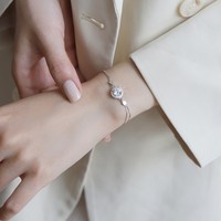 Bracelets de mariage minimalistes en argent sterling S925 certifié GRA avec moissanite 1 carat VVS1 et chaîne maille forçat pour femme