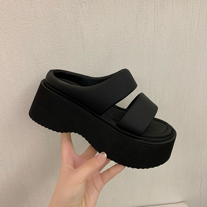 Thick Soft Leather Cloud for Women Senior Summer New Fashion All-match Outside to Wear - Word Slippers - Product Image 3