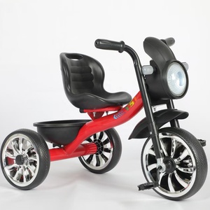 Safe Kids Trike Diseño 3 en 1 con faros LED Espejo retrovisor Música educativa y ruedas antideslizantes <span class=keywords><strong>Triciclo</strong></span> para niños - Product Image 1