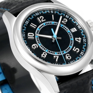 Montre-bracelet automatique haut de gamme pour homme 2026 HOT avec cadran texture carbone, aiguilles bleues accentuées, index lumineux et calendrier mécanique - Product Image 2