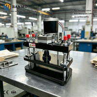 Presse de découpe à quatre colonnes à commande PLC certifiée CE BANMO, machine de pliage automatique industrielle robuste pour l'impression d'emballages