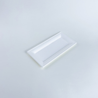 Vente en gros personnalisée de divers pouces plaque jetable carrée de fond de gâteau d'anniversaire blanc anti-graisse logo personnalisé pour restaurant fête