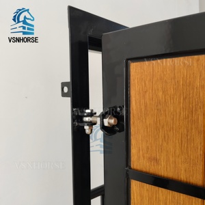 Janela de Aço Resistente com Revestimento Resistente às Intempéries para Ventilação Profissional em Estábulos de Cavalos - Product Image 4