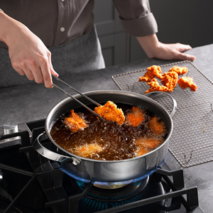 Olla para Servir Antiadherente, Cacerola de Acero Inoxidable Resistente a los Arañazos con Tapa de Vidrio, Diseño Moderno - Product Image 3