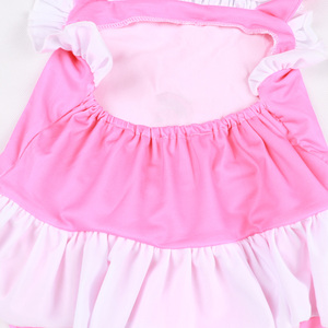Costume da bagno intero rosa dolce per bambina con volant sul collo e fiocco, senza maniche - Product Image 6