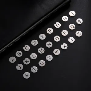 Pingente de aço inoxidável com letras maiúsculas para colar, pulseira, brincos, joalheria, pingente de letras maiúsculas, lote com 26 unidades