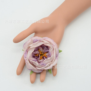 ดอกกุหลาบประดิษฐ์ Dongchen Crafts ขนาด 8 ซม. ทำจากผ้าไหม สำหรับตกแต่งบ้าน อุปกรณ์ประกอบงานแต่งงาน สีสันฤดูใบไม้ร่วง - Product Image 2