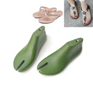 Sandali da donna in plastica con soletta in plastica - Product Image 1