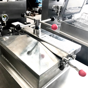 <span class=keywords><strong>Friteuse</strong></span> à pression au <span class=keywords><strong>gaz</strong></span> GPL/propane/<span class=keywords><strong>butane</strong></span> Henny Penny PFG600 à 4 têtes, qualité commerciale, en acier inoxydable, 80 000 BTU - Product Image 4