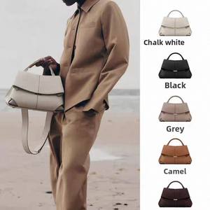 กระเป๋าดีไซน์เนอร์สุดหรูสไตล์โพลีน รุ่นปี 2026  กระเป๋าสะพายไหล่แบบฝาปิด  กระเป๋าอเนกประสงค์สำหรับธุรกิจและใช้ในชีวิตประจำวัน - Product Image 3