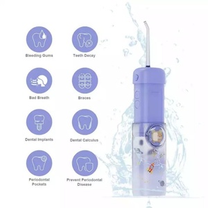 เครื่องฉีดน้ำทำความสะอาดช่องปากแบบพกพา IPX7 สำหรับเด็ก ชาร์จไฟได้ เหมาะสำหรับการเดินทาง ทำความสะอาดฟันเด็ก - Product Image 3