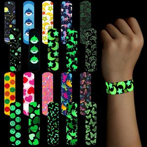 Bandages lumineux imperméables transfrontaliers, bandages fluorescents qui brillent dans le noir pour enfants, bandages lumineux imperméables mignons - Product Image 1
