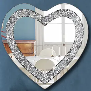 モダンな華やかなバニティリビングルーム家具砕いたダイヤモンドハート型ガラスシルバーベベルウォールミラー
