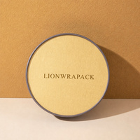 Boîte cadeau ronde rigide en papier personnalisée Lionwrapack avec couvercle doré et insert floqué noir