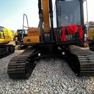 Excavatrice SANY SY135 d'occasion de haute qualité, 13,5 tonnes, avec certification EPA et CE, dispositif hydraulique, modèle 2018, godet de 0,35 m, à vendre - Product Image 4