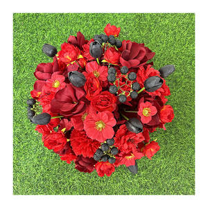 Ramo de Flores Rojas Románticas de Seda, Flores Artificiales Hechas a Mano de Alta Simulación para Decoración del Día de San Valentín - Product Image 6