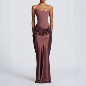 Nuovo <span class=keywords><strong>Abito</strong></span> <span class=keywords><strong>Lungo</strong></span> da Donna 2026 in Raso Monocolore, Senza Spalline, Attillato, Sexy, con Scollo Profondo e Schiena Scoperta, con Nastro in Raso e <span class=keywords><strong>Tulle</strong></span> 3579 - Product Image 2