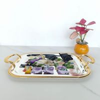Europese keramische vaatwasmachinebestendige deksel met holle kant, goud/zilver, rechthoekige schaal, multifunctionele fruit schaal, voor thuisgebruik en feesten.