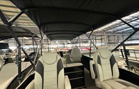 Prêt à être expédié, bateau de pêche en aluminium de 25 pieds avec moteur, style sportif pour une utilisation en plein air, capacité de 10 à 15 personnes