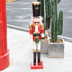Statuetta Natalizia Artigianale per Centri Commerciali, Sale Espositive, Decorazione per Inaugurazioni, Nuovo Stile Schiaccianoci in Legno 90CM - Product Image 6