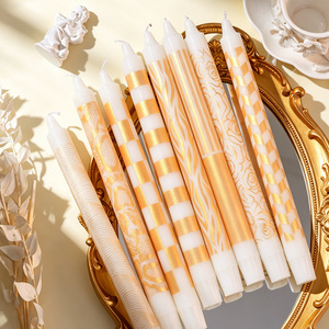 Bougies coniques blanches avec motifs floraux géométriques dorés, bougies sans fumée pour une décoration romantique du dîner - Product Image 2