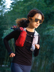 Mochila de Ciclismo Ligera de Secado Rápido con Logotipo Personalizado, Chaleco de Hidratación Impermeable para Ciclismo, Maratón y Senderismo - Product Image 5