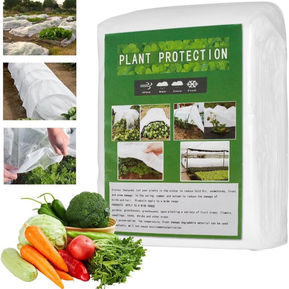 Couverture antigel pour plantes blanches