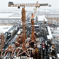 Grúa Torre Plana DH2500 de 200 Toneladas, Altura Máxima 106m, Equipo de Elevación para Construcción, Motor/Engranaje/PLC, Marca DAHAN, ISO CE GOST
