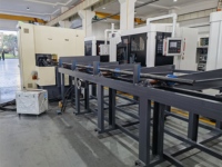 Machine de sciage circulaire automatique pour barres rondes en métal de 30 à 100 mm