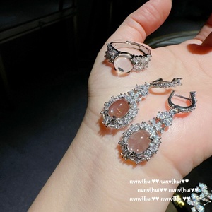 Vintage New Chinese Lychee <strong>Earrings</strong> Rich Vintage <strong>Frozen</strong> Ice Jade Pigeon Egg Petal Gemstone Brass Bowknot Fashionable Studs - Product Image 2