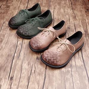 Chaussures tricotées rétro pour femmes, nouveau style 2026, semelle en cuir souple, chaussures simples, décontractées et confortables pour mères - Product Image 1