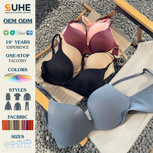 Sujetador inalámbrico SUHE para mujer, sin costuras, con relleno, copas moldeadas, tirantes ajustables, cómodo para el día a día, suave, tipo camiseta, sin aros. - Product Image 2