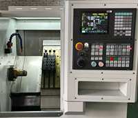 Torno CNC de Cama Inclinada Automático de Servicio Medio con Control Fanuc/GSK, 220V, Eje de 25mm, 12 Estaciones de Herramientas, Precio Competitivo