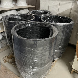 Colore nero pittura <span class=keywords><strong>vasi</strong></span> all'aperto poli fioriera set <span class=keywords><strong>vasi</strong></span> in fibra <span class=keywords><strong>di</strong></span> vetro fioriere per il giardino <span class=keywords><strong>di</strong></span> casa, grandi <span class=keywords><strong>vasi</strong></span> per esterni - Product Image 4