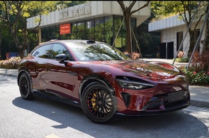 Película de Vinilo Envolvente Rojo Sangre de Dragón Metálico Súper Brillante de Calidad PET PVC para Coche Motocicleta Autoadhesiva para Cambio de Color de Coche - Product Image 4