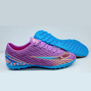 Chaussures <span class=keywords><strong>de</strong></span> football <span class=keywords><strong>de</strong></span> haute qualité, prix direct usine, pas cher, fabriquées en Chine - Product Image 4