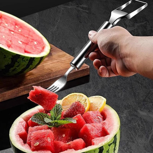 Cortador de Sandía 2 en 1, Cuchillo para Frutas, Tenedor de Acero Inoxidable, Venta al por Mayor, Oferta de Verano - Product Image 1