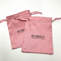 Pochette à cordon en satin de soie de beauté avec logo personnalisé Sacs de rangement en satin pour paquets de cheveux Emballage cadeau en satin
