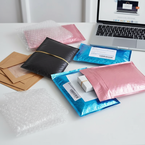 Sobre Acolchado Personalizado con Burbujas, con Cierre Autoadhesivo, Bolsa de Embalaje a Prueba de Golpes - Product Image 4