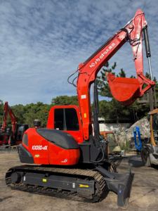 รถขุดขนาดเล็ก Kubota KX080 มือสอง สภาพดีเยี่ยม เครื่องจักร 8 ตันที่เชื่อถือได้ เหมาะสำหรับงานปรับระดับพื้นที่ขนาดเล็กและงานขุดร่อง - Product Image 3