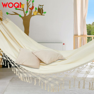 Hamac en coton bohème WOQI, capacité 200 kg, portable, avec pompons, utilisation intérieure et extérieure - Product Image 3