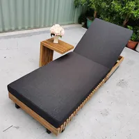 ריהוט חוצות טיק עץ טרקלין נוח כיסא מיטת שיזוף טיק מיטת שיזוף עם כרית