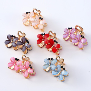 กิ๊บติดผมแฟชั่น ดีไซน์ผีเสื้อหลากสีสัน สำหรับผู้หญิง ใช้ได้ทุกวัน เครื่องประดับศีรษะ ฤดูร้อน 2022 ผลิตจากเมืองอี้หวู่ - Product Image 1