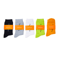Logo personnalisé Chaussettes de sport tricotées pour hommes Chaussettes de compression athlétiques souples pour le cyclisme