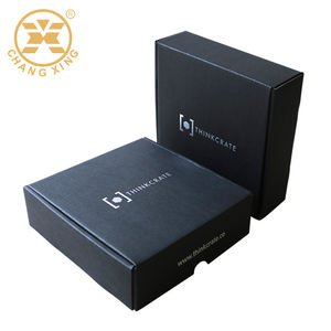 Cajas personalizadas con logotipo Marca de comercio electrónico Embalaje Regalo Cajas corrugadas CMYK Caja de correo impresa de doble cara para ropa - Product Image 4