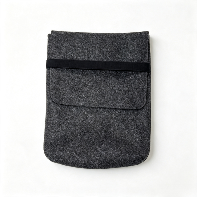 Minimalist Felt Notebook Protective Sleeve with Fixing Strap Computer Inner Case Model ALYD2603 Made in China