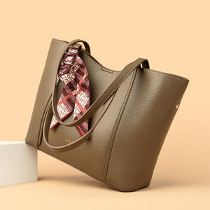 กระเป๋าโท้ทหนังลายลิ้นจี่ขนาดใหญ่ พร้อมผ้าพันคอรูปทรงเรขาคณิตสำหรับผู้หญิง ใช้สำหรับช้อปปิ้งในชีวิตประจำวัน - Product Image 6